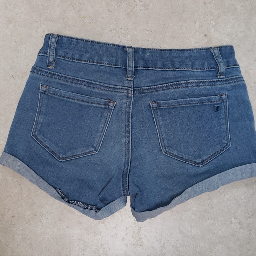 Jean shorts - Picture 2 of 4